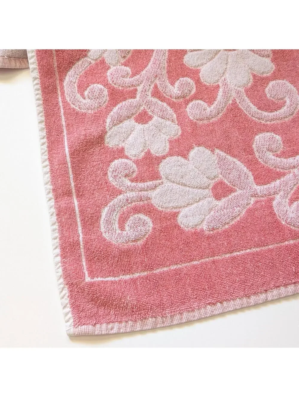 Vintage Bath or Beach Towel with 2-Tone Pink Floral Pattern